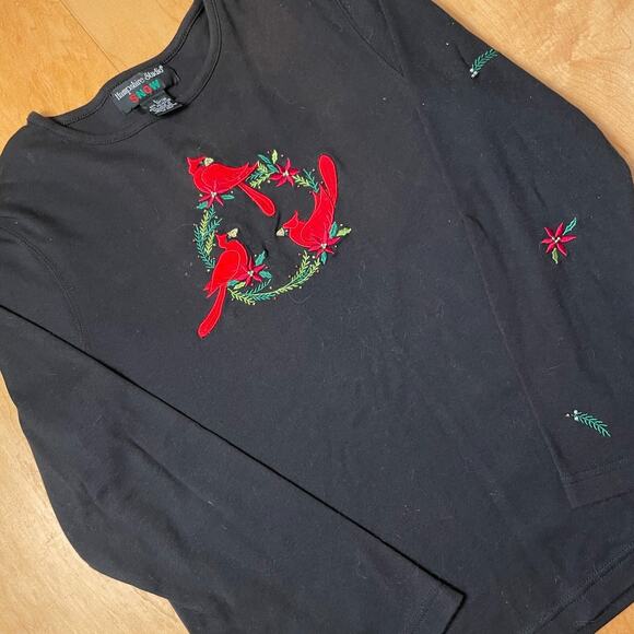 Vintage Women's Christmas Cardinal Birds Large Solid Black Long Sleeve T-Shirt - Picture 4 of 9